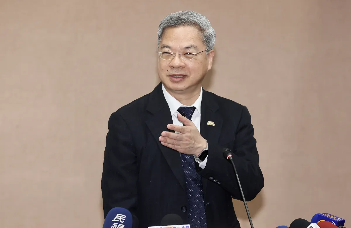 龔明鑫稱最低工資調整公式今年不適當 勞團：現合議制不應隨意打破
